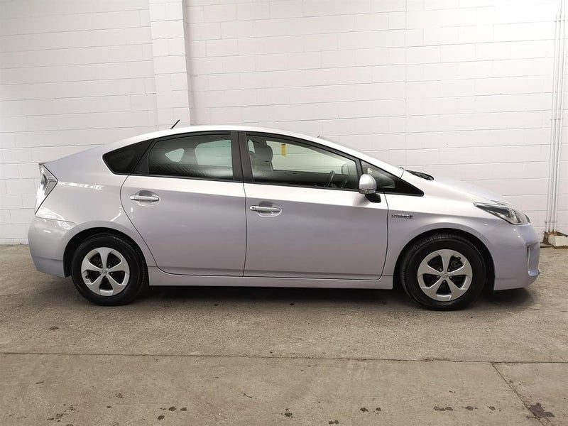 2013 Toyota Prius Camchain, Hybrid, super eco, photo 3