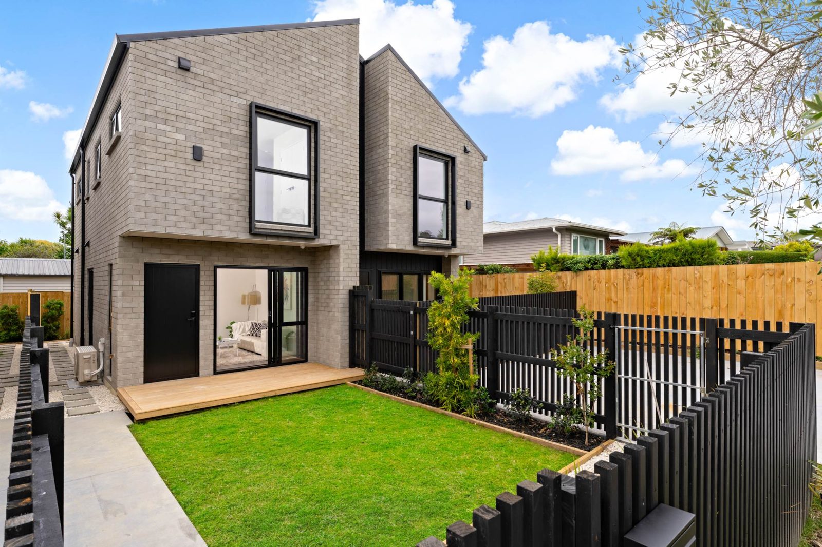 133C&D Riverpark Crescent, Henderson, photo 15