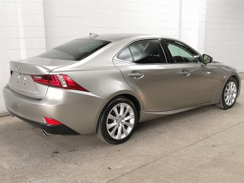 2016 Lexus IS 200t Version L, Camchain, Leather, photo 2