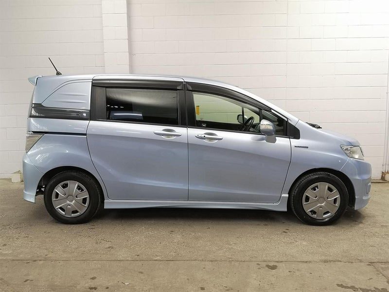 2013 Honda Freed Newshape, Hybrid Camchain, photo 3
