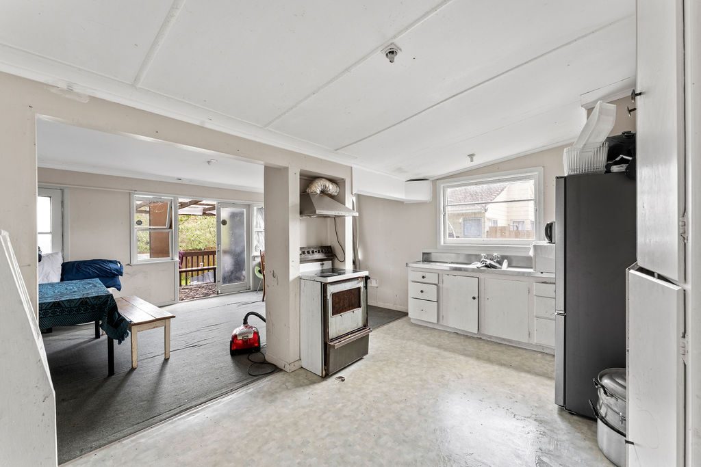 28 Frank Hewitt Street, Pukekohe, photo 4