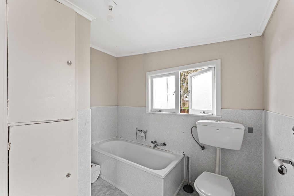 28 Frank Hewitt Street, Pukekohe, photo 8