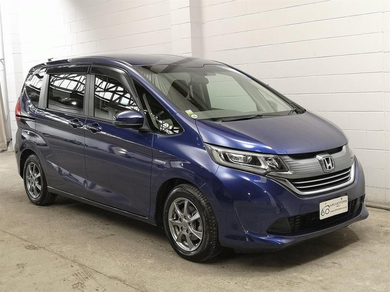 2017 Honda Freed 7 seater, camchain, high spec