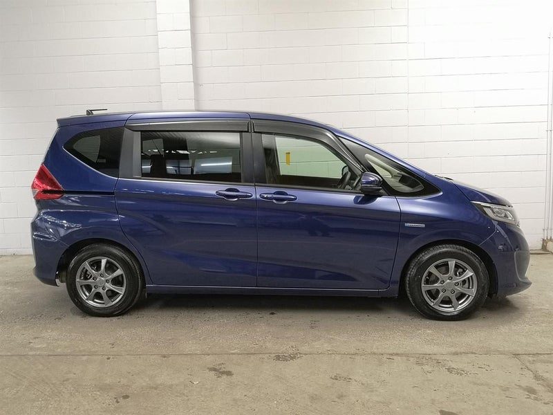 2017 Honda Freed 7 seater, camchain, high spec, photo 3