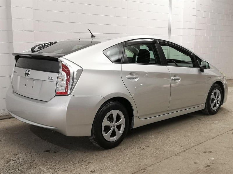 2012 Toyota Prius, photo 2