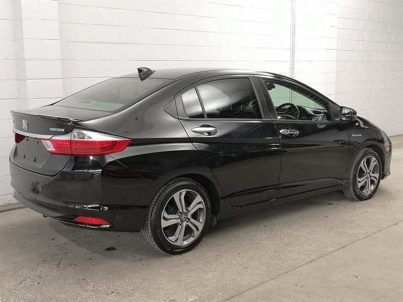 2016 Honda GRACE Leather, Mag Wheel, Low ks, photo 2