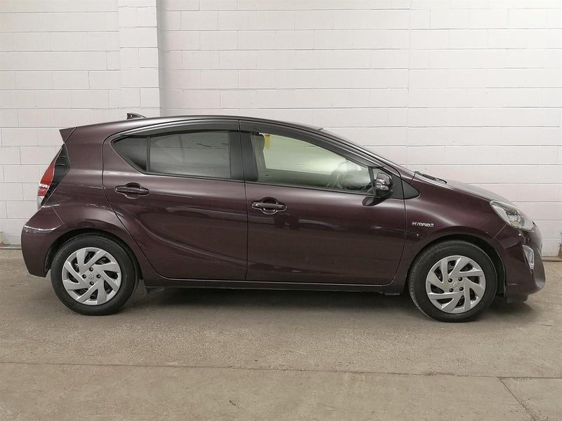 2015 Toyota Aqua Facelift, camchain, nice n tidy, photo 3