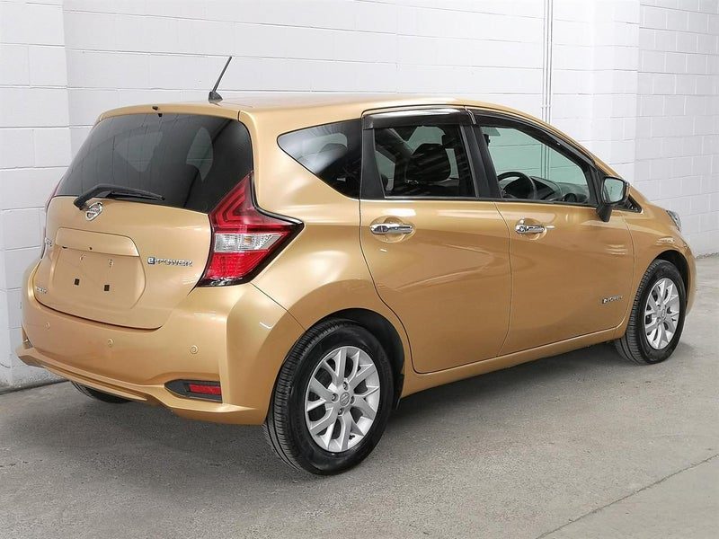 2018 Nissan Note Medalist, Super low ks, as new, photo 2