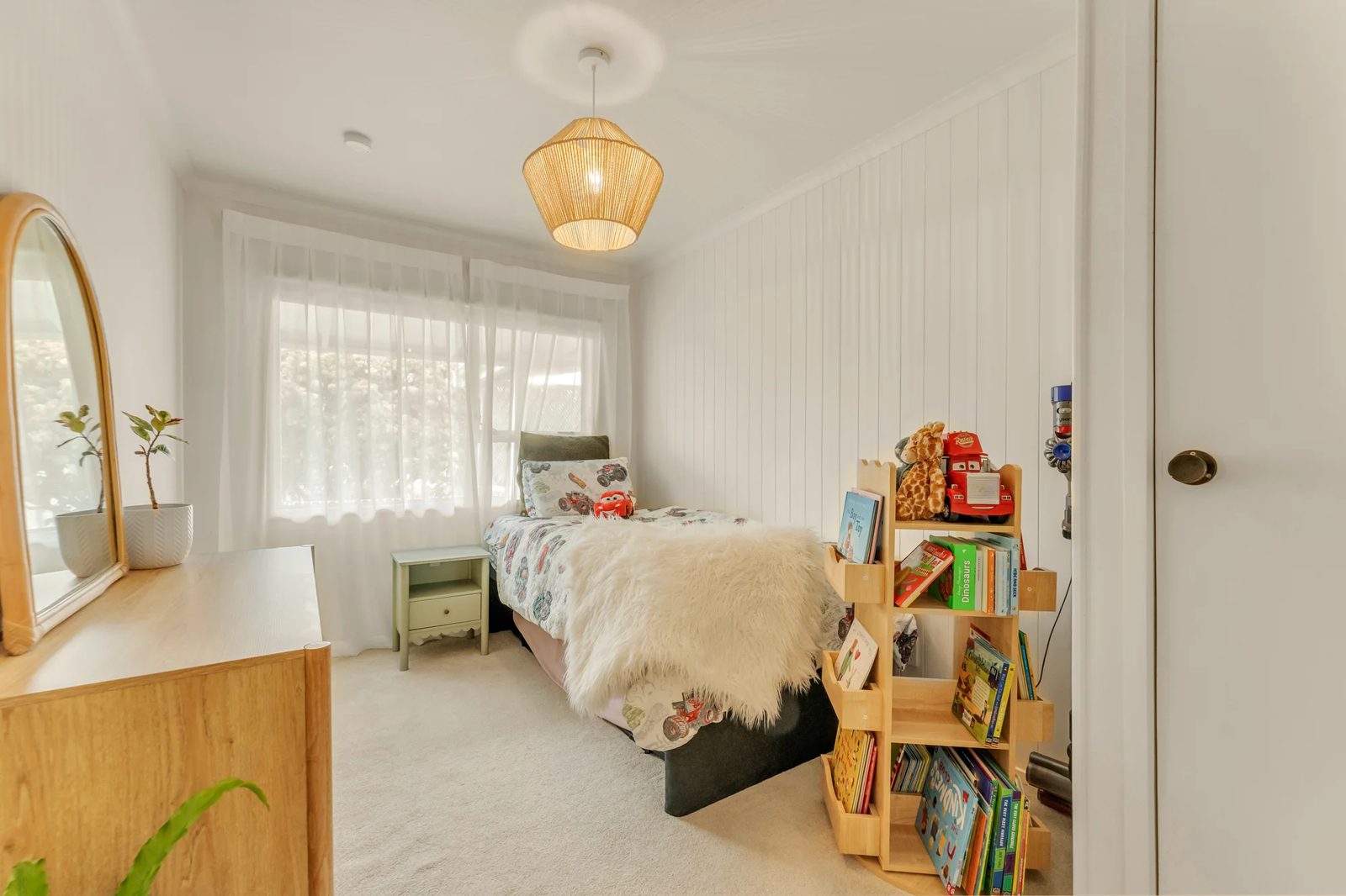 8 Charnley Grove, Glenfield, photo 13