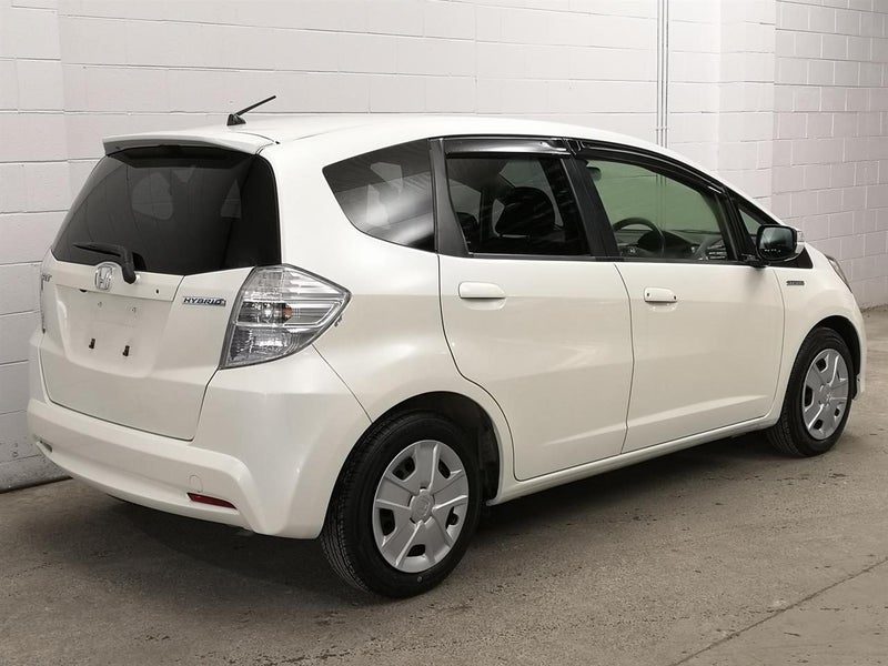2013 Honda Fit Hybrid, photo 2