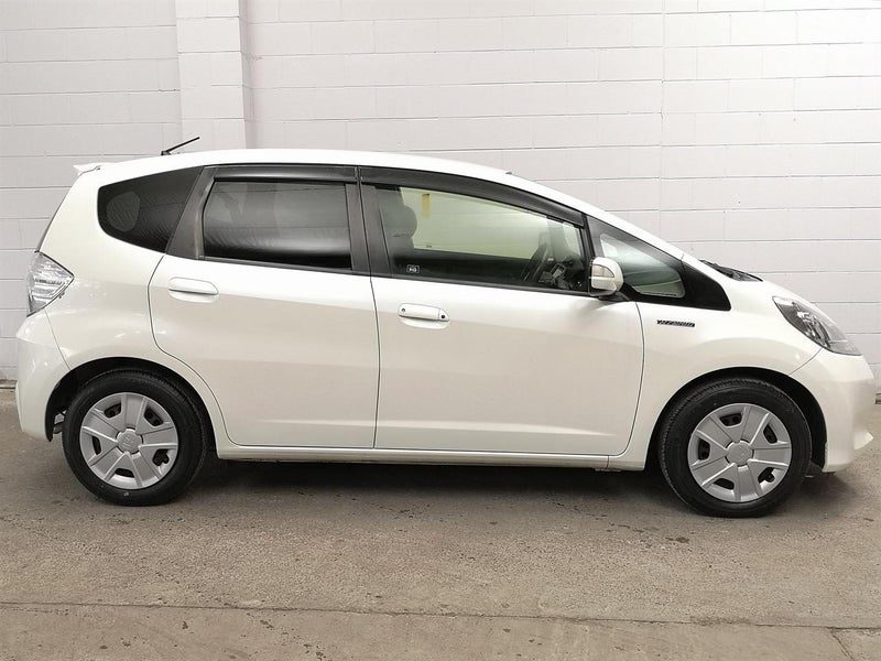 2013 Honda Fit Hybrid, photo 3