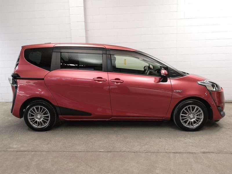 2015 Toyota Sienta 7 seats, Low ks, High Spec, photo 3