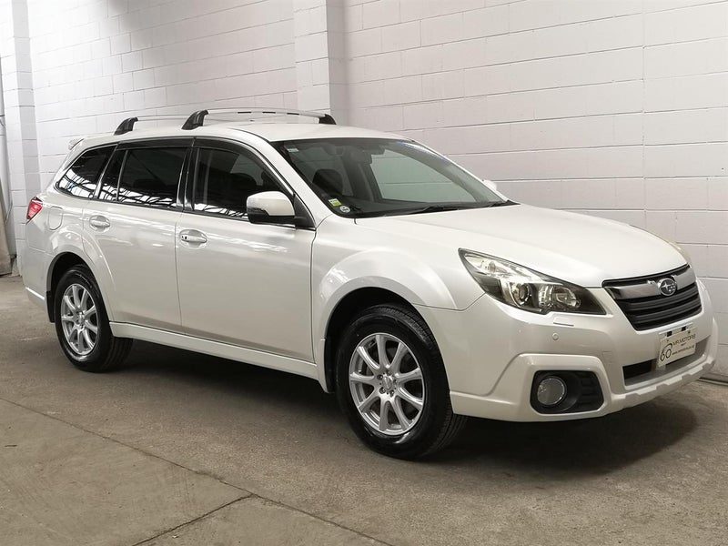 2013 Subaru Outback Full leather nice n tidy