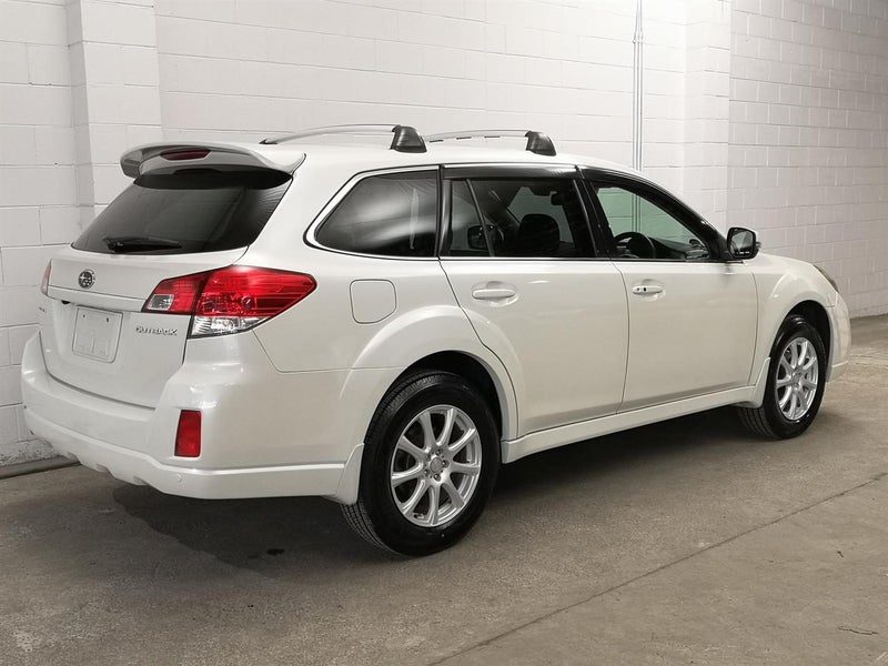 2013 Subaru Outback Full leather nice n tidy, photo 2