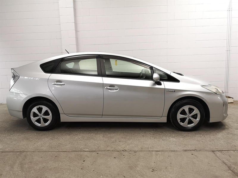 2013 Toyota Prius Facelift, Camchain, nice n tidy, photo 3