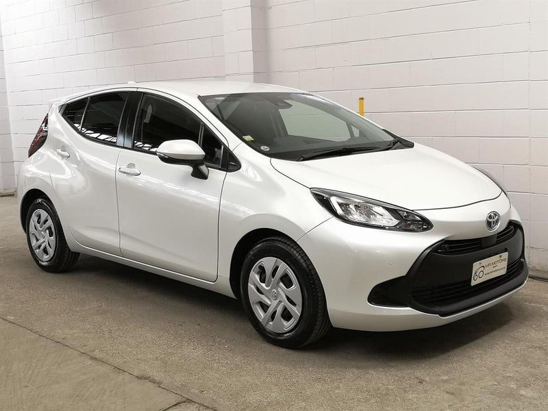 2022 Toyota Aqua Newshape, Camchain, Nice n tidy