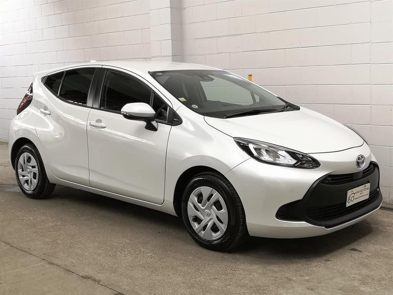 2022 Toyota Aqua New Shape G Keyless spec Camchain