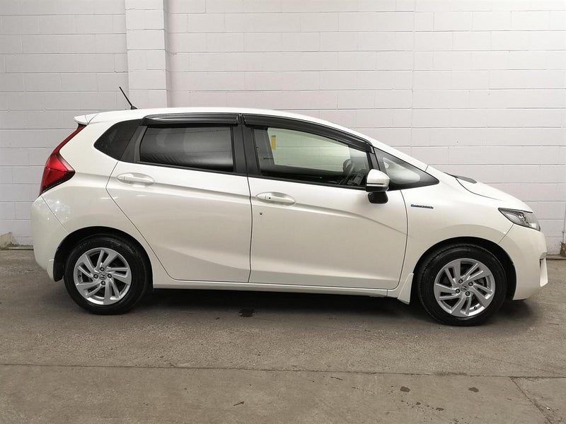 2013 Honda Fit Hybrid, camchain, nice n tidy, photo 3