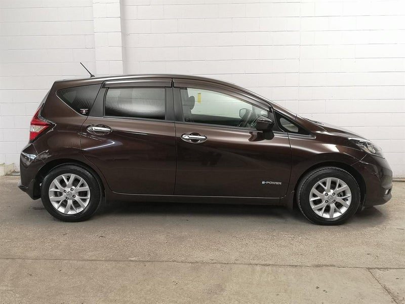 2017 Nissan Note Medalist, Super low ks, as new, photo 3
