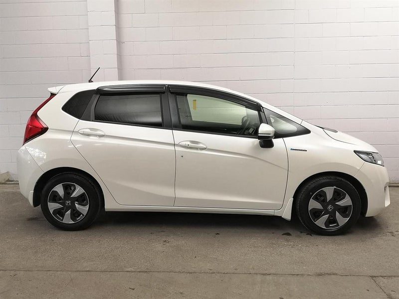 2016 Honda Fit hybrid, facelift, camchain, photo 3