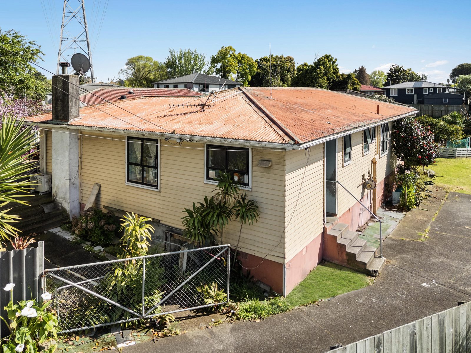 118 Clayton Avenue, Otara, photo 5