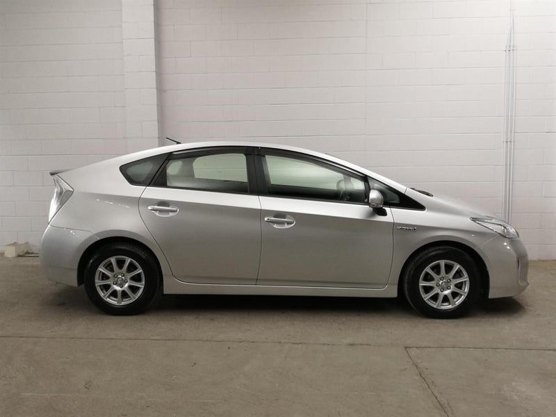 2015 Toyota Prius Camchain, Hybrid, super eco, photo 3
