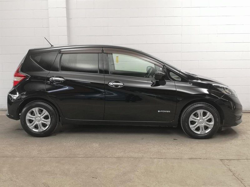 2017 Nissan Note Super low kms, very tidy., photo 3