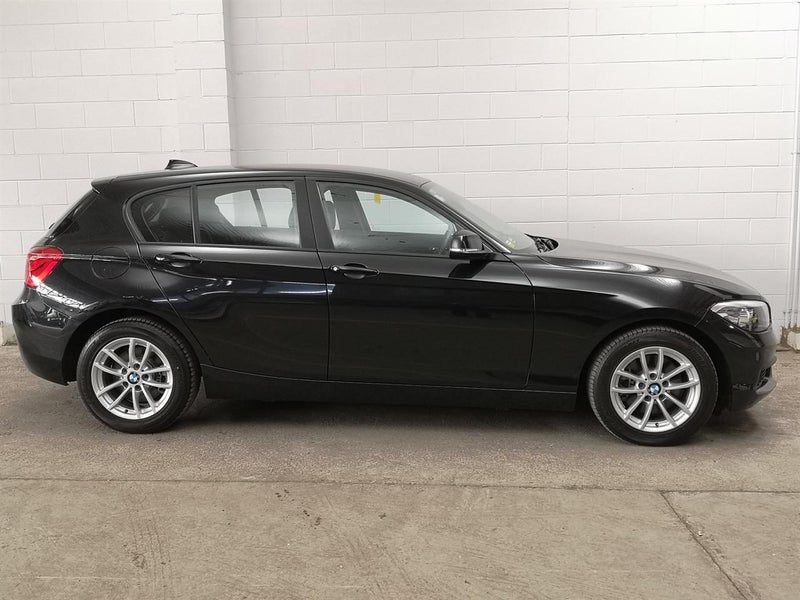 2015 BMW 118i Newshape, super low ks, as new, photo 3