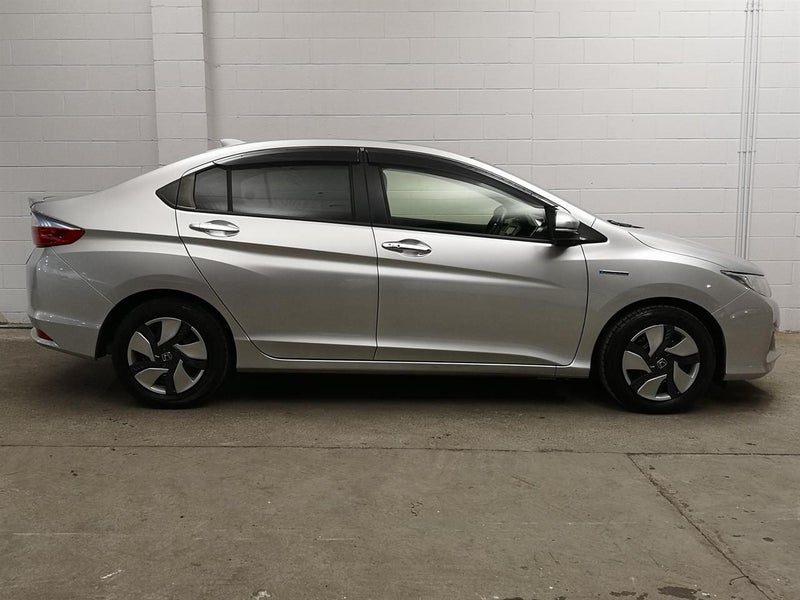 2017 Honda GRACE Hybrid, photo 3