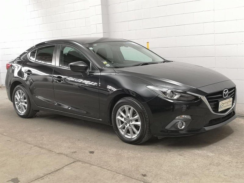 2014 Mazda Axela HEV Super low ks, as new