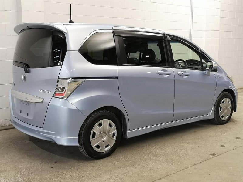 2012 Honda Freed 6 seater camchian, nice n tidy, photo 2