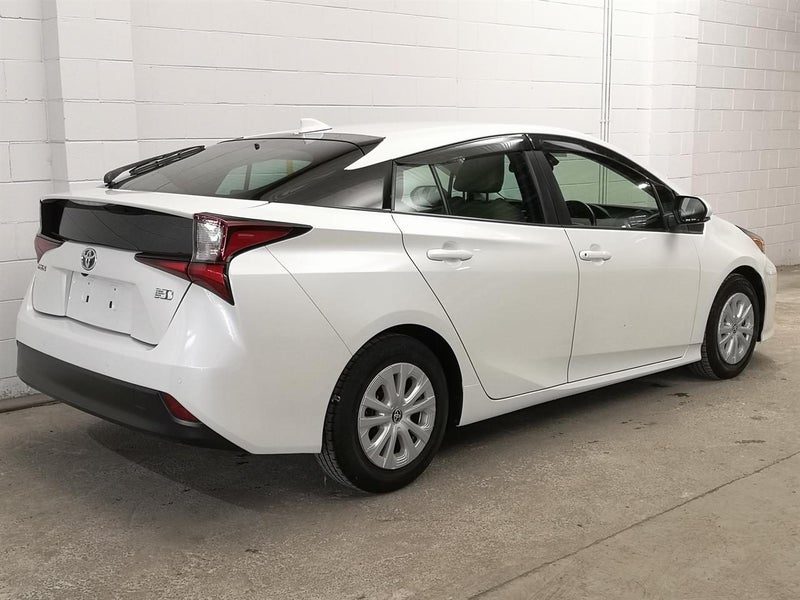 2021 Toyota Prius facelift ,low ks, as new, photo 2