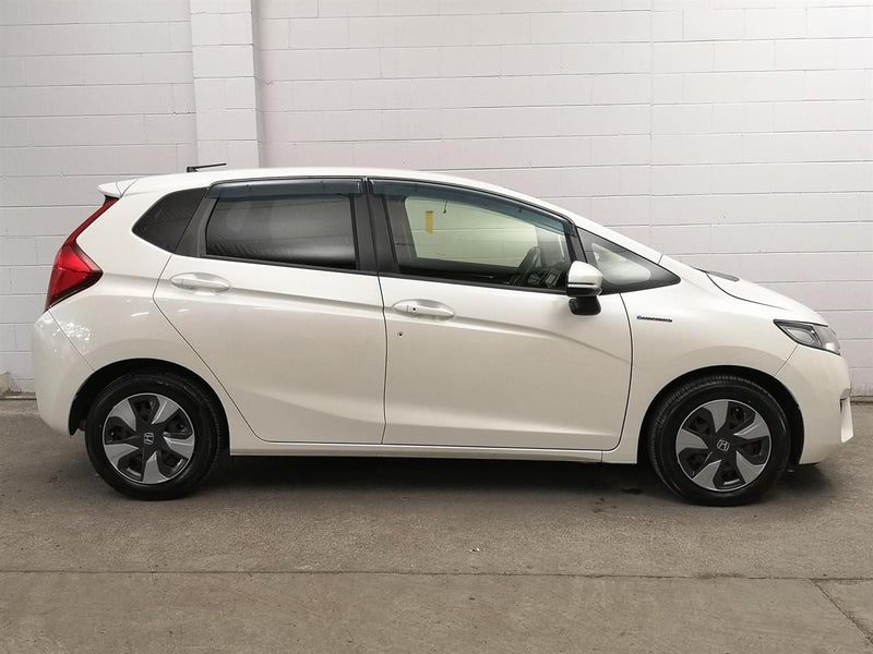 2015 Honda Fit Hybrid, camchain, nice n tidy, photo 3