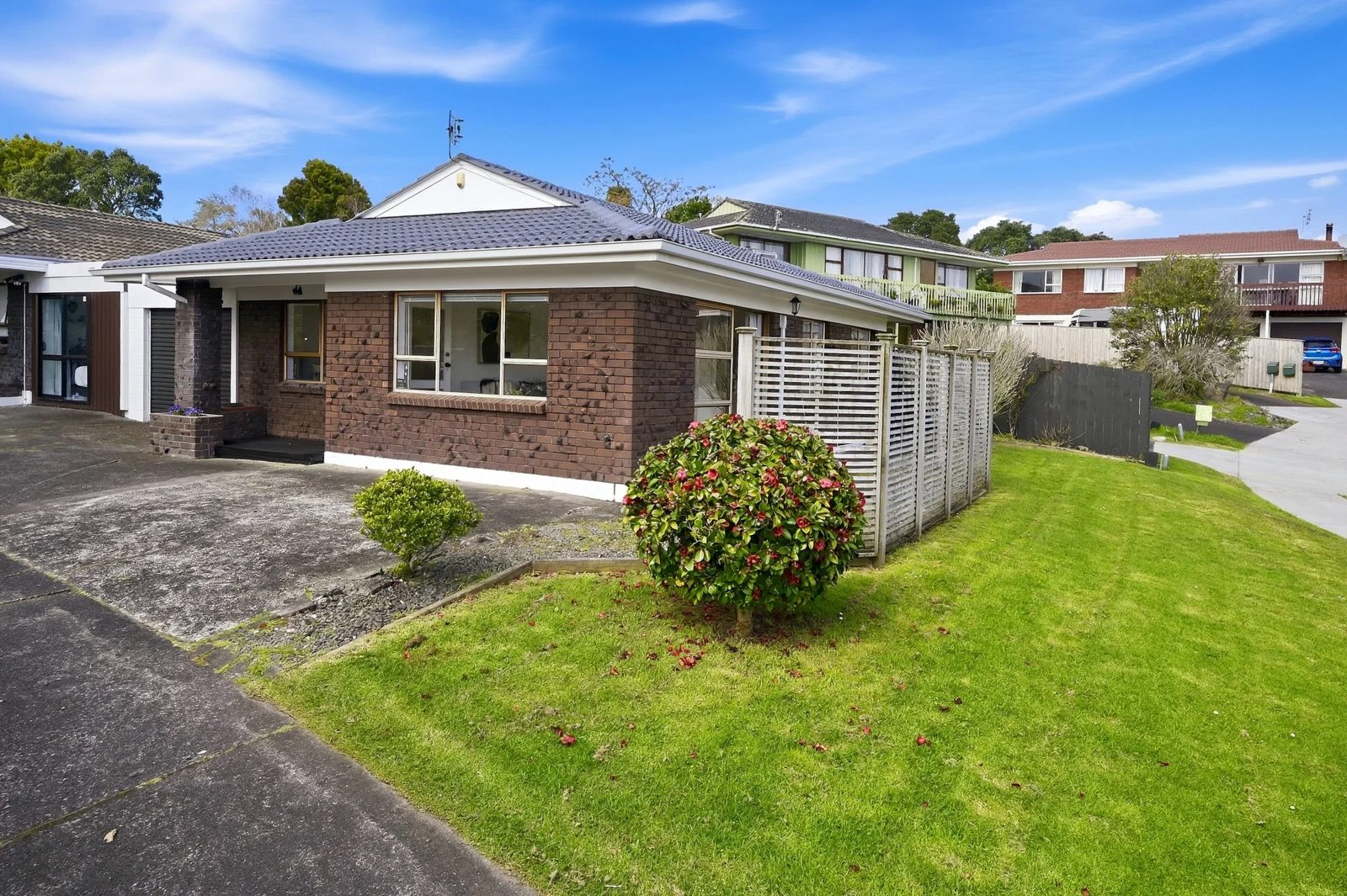 1/35 Miltonia Avenue, Te Atatu South, photo 1