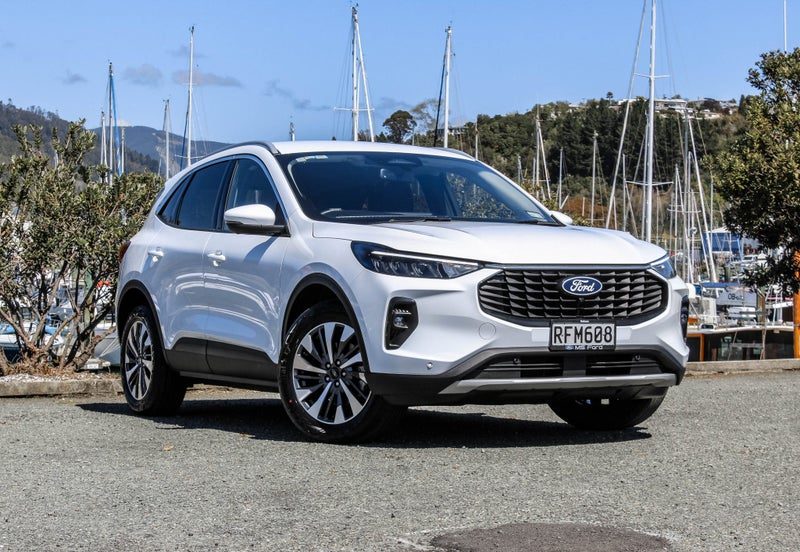 2025 Ford Escape TITANIUM 2.5P HYBRID