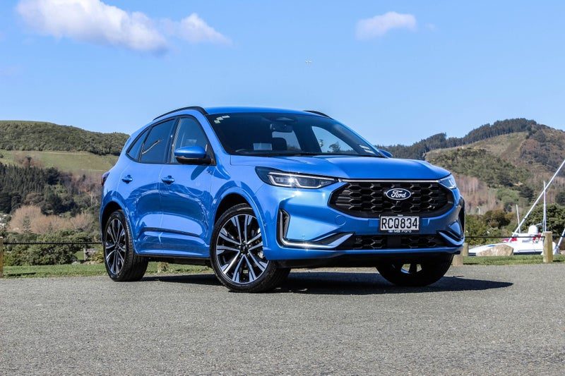 2025 Ford Escape ST-LINE X PHEV