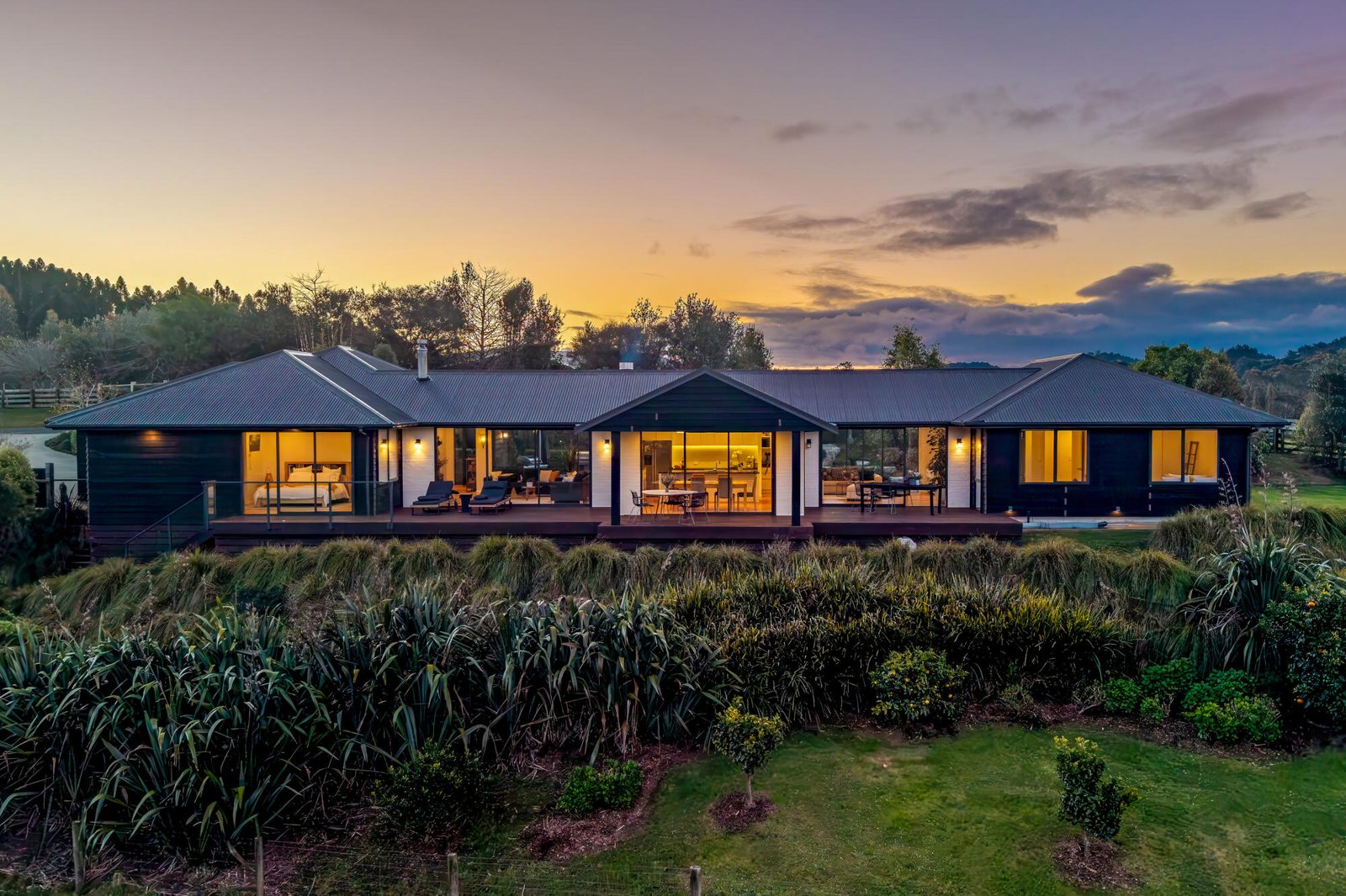 1211b Weranui Road, Wainui, photo 1