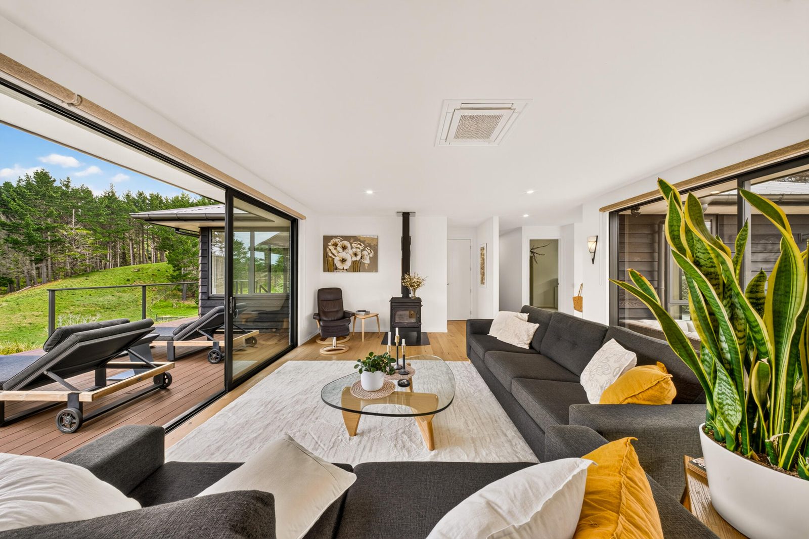1211b Weranui Road, Wainui, photo 9