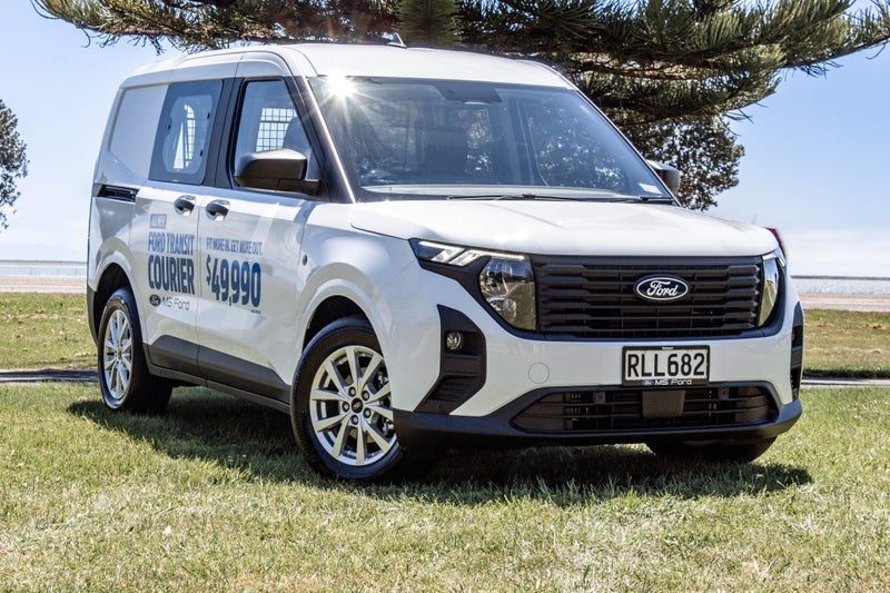 2026 Ford Courier TREND 1.0P/7AT