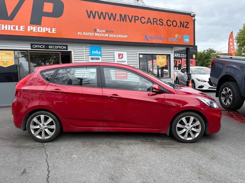 2013 Hyundai Accent 1.6 ELITE 5D A4, photo 3