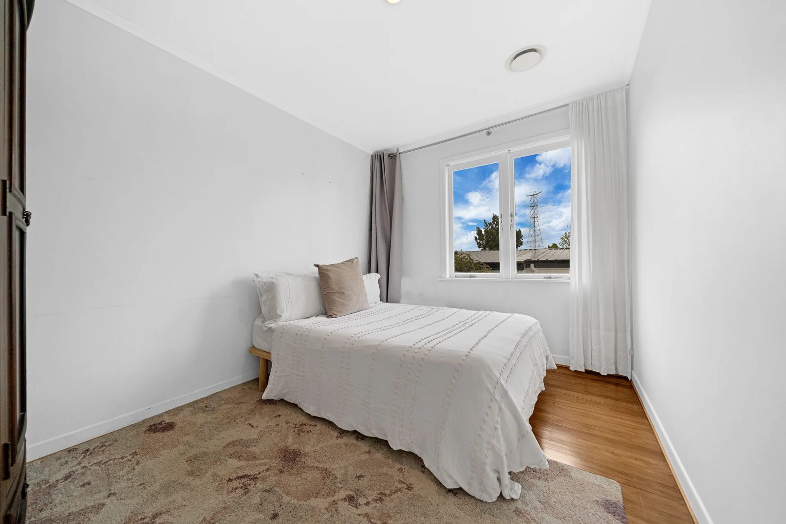 4 Beaubank Road, Kelston, photo 8