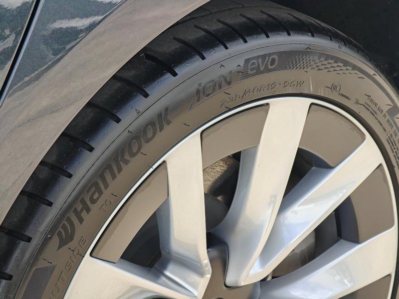 2025 Tesla Model 3 LONG RANGE/AS NEW, photo 3
