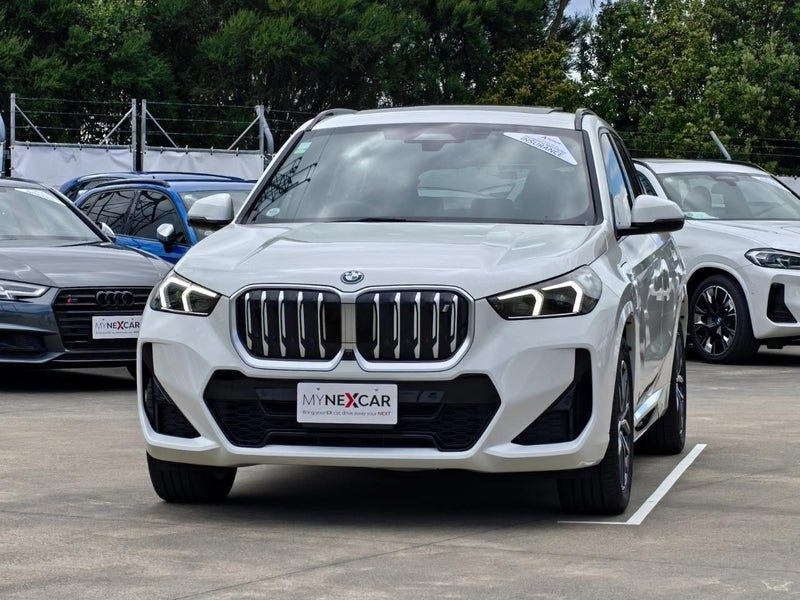 2023 BMW iX1 X-Drive 30/8KKM/AS NEW
