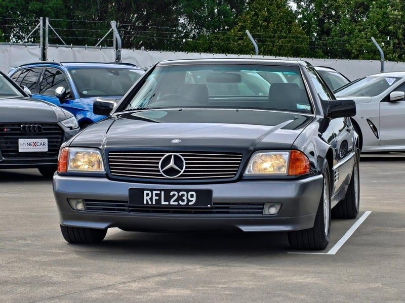 1992 Mercedes-Benz SL 500 ONE FOR THE COLLECTOR