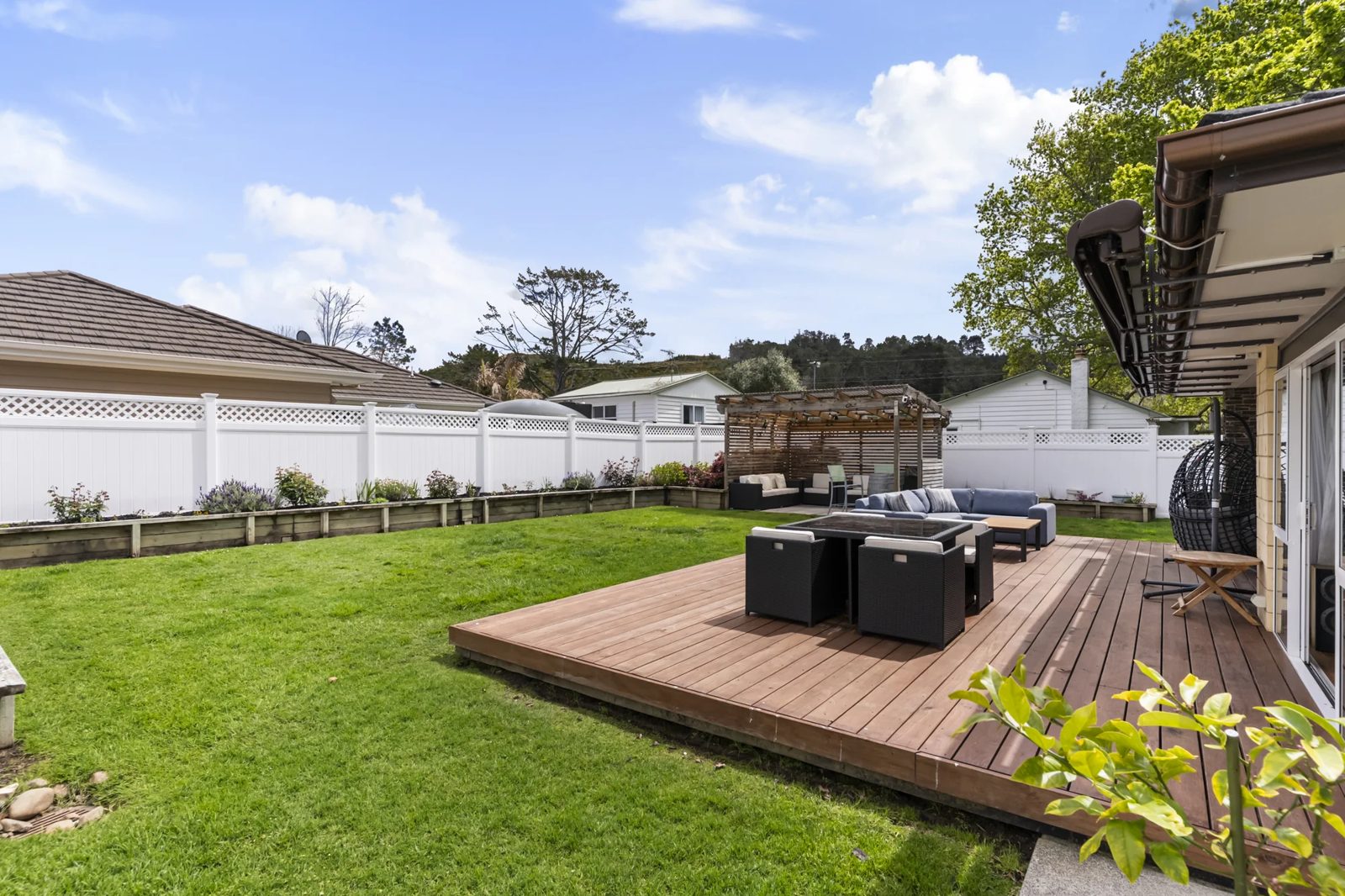 2 Crabb Fields Lane, Riverhead, photo 11