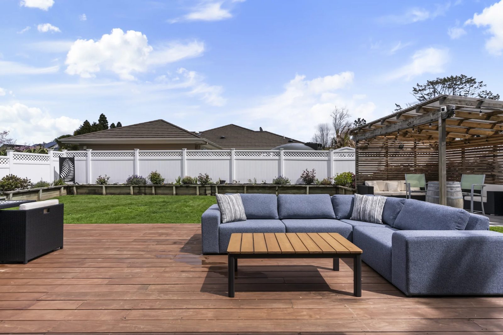 2 Crabb Fields Lane, Riverhead, photo 10