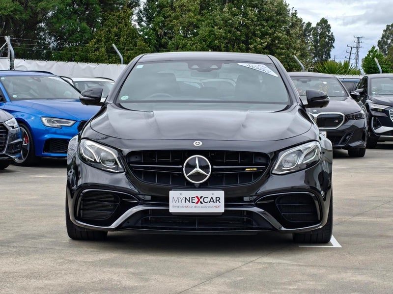 2018 Mercedes-Benz E 63 V8 AMG/BLACK ON GOLD!, photo 2