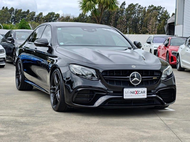 2018 Mercedes-Benz E 63 V8 AMG/BLACK ON GOLD!, photo 3