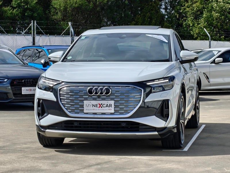 2025 Audi Q4 45 S-LINE/SONOS/H.U.D