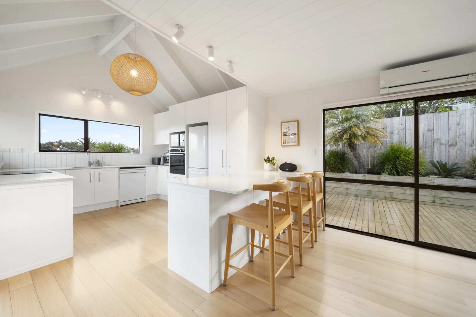 10B Parr Terrace, Castor Bay, photo 11
